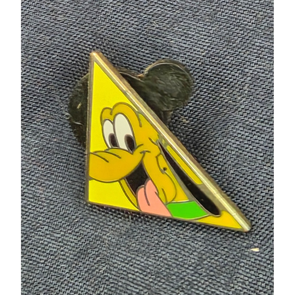 Disney Pluto Triangle Pin Cartoon‎ Character Collectible Lapel Accessory